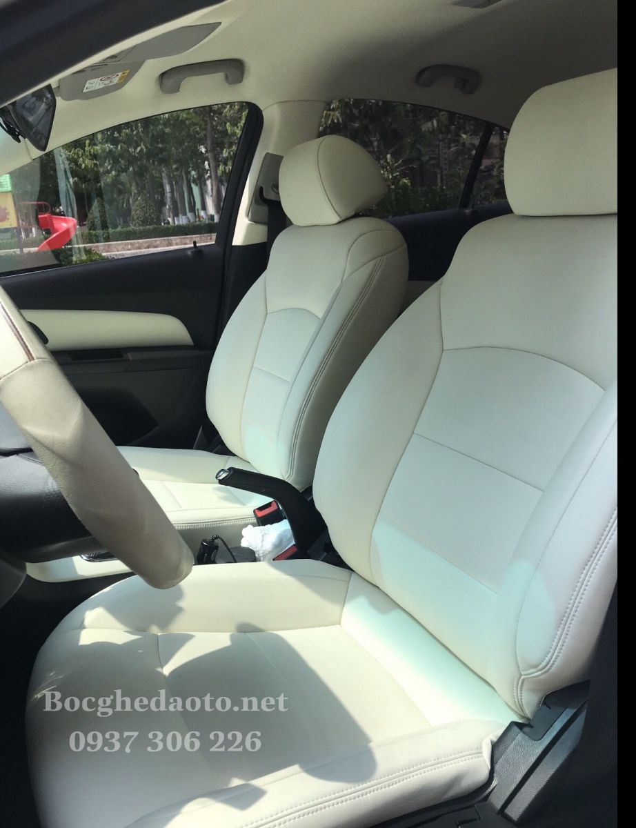 Bọc nệm ghế xe hơi